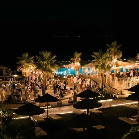 Hotel Maya