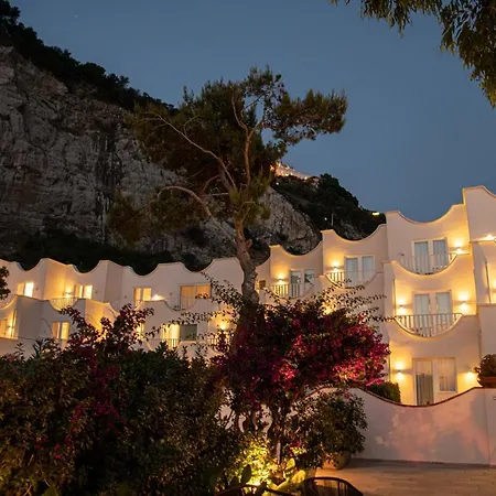 Maya Hotel 5*
