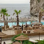 Maya Hotel