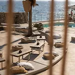 Maya Hotel