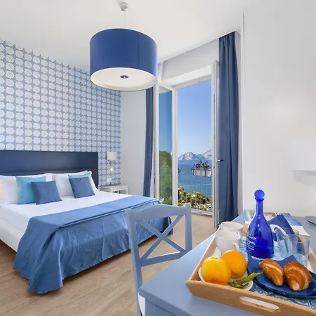 Hotel Maya