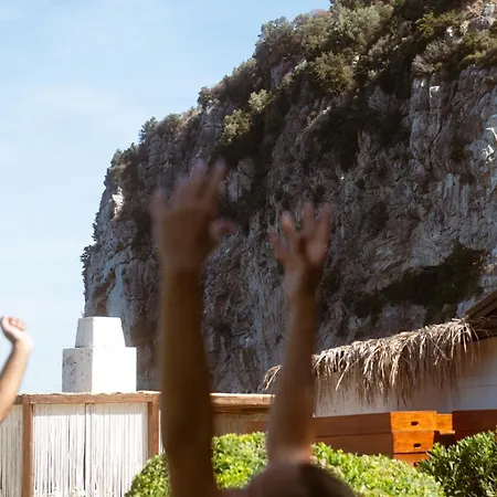Hotel Maya