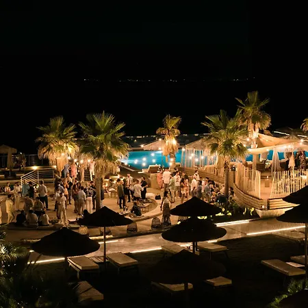Hotel Maya